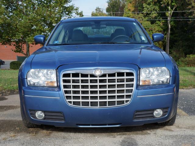 2007 Chrysler 300 ST SLT SXT Power Wagon Lar