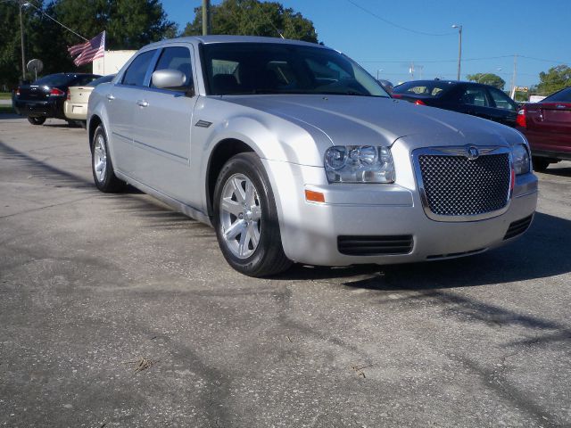 2007 Chrysler 300 Base