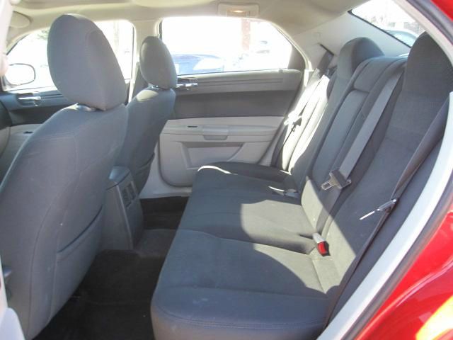 2007 Chrysler 300 Base