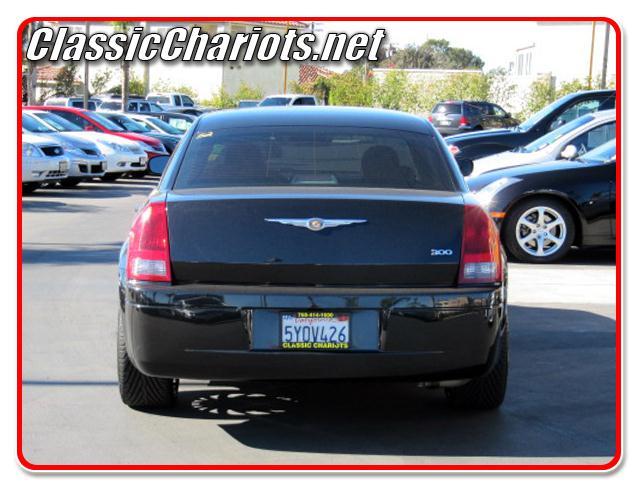 2007 Chrysler 300 Unknown