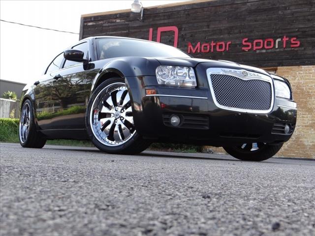 2007 Chrysler 300 4DR WGN 4WD Luxury