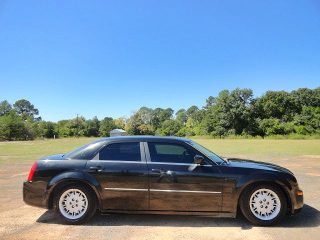 2007 Chrysler 300 Base