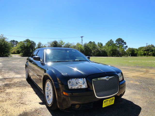 2007 Chrysler 300 Base