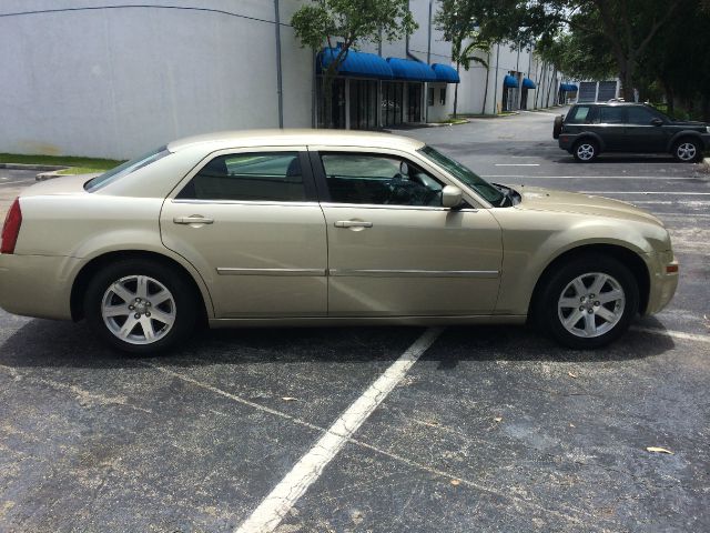 2007 Chrysler 300 GL Manual W/siab