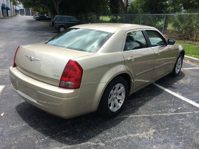 2007 Chrysler 300 GL Manual W/siab