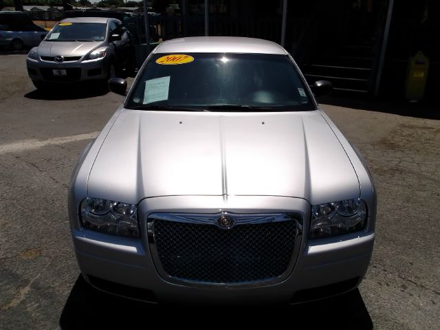 2007 Chrysler 300 Base