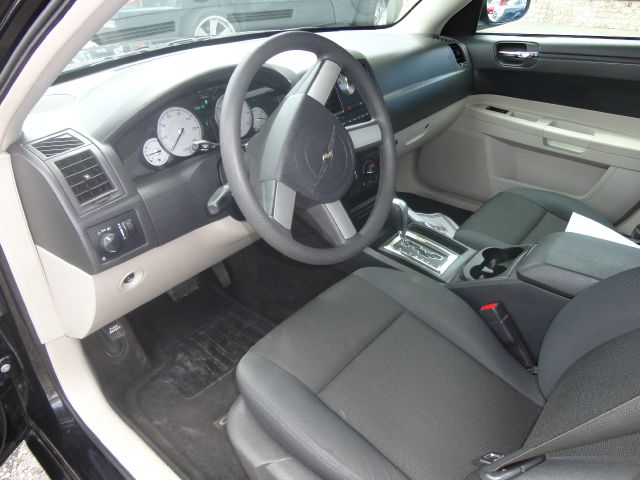 2007 Chrysler 300 Base