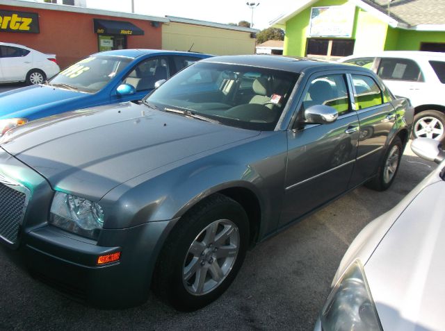 2007 Chrysler 300 Base