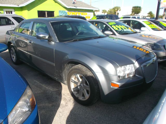 2007 Chrysler 300 Base