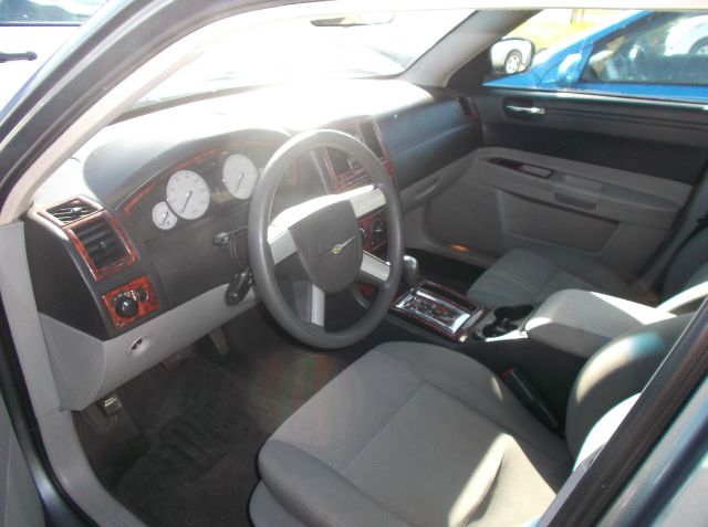 2007 Chrysler 300 Base