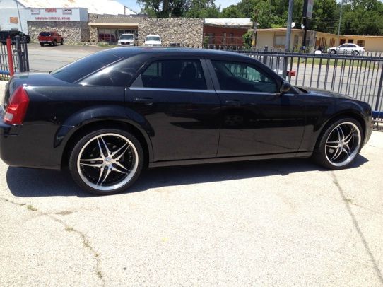 2007 Chrysler 300 Base