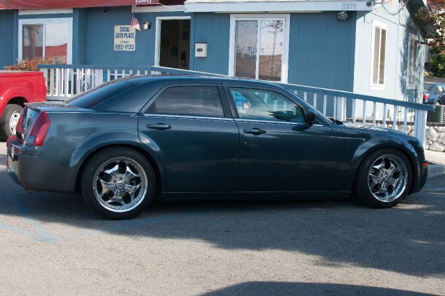 2007 Chrysler 300 Base