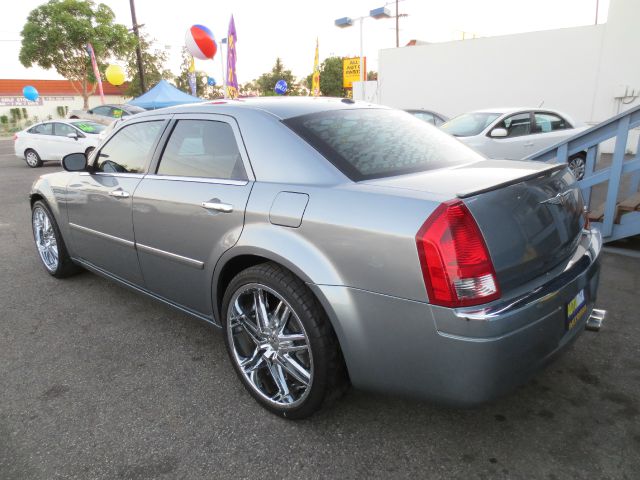 2007 Chrysler 300 Base