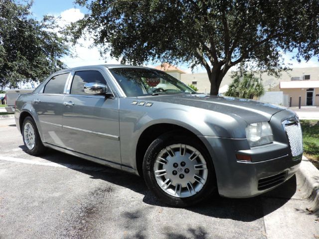 2007 Chrysler 300 Base