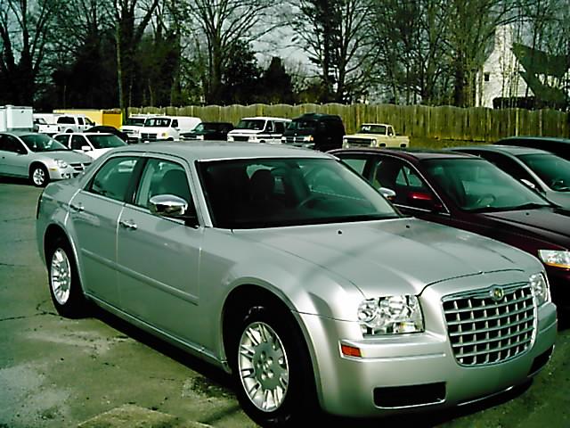 2007 Chrysler 300 Base