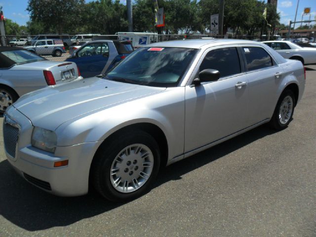 2007 Chrysler 300 Unknown