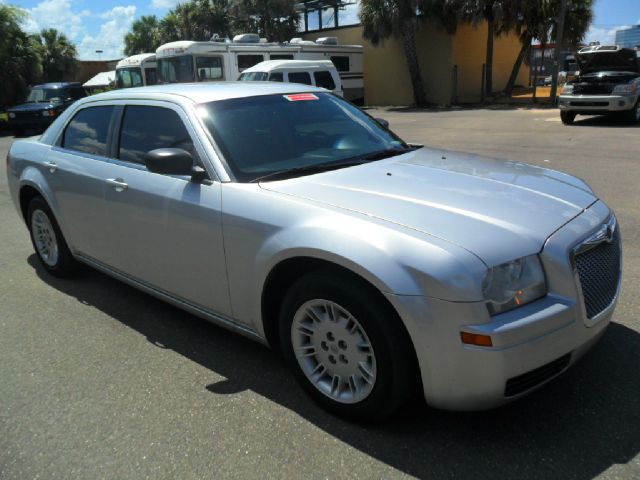 2007 Chrysler 300 Unknown