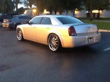 2007 Chrysler 300 Base