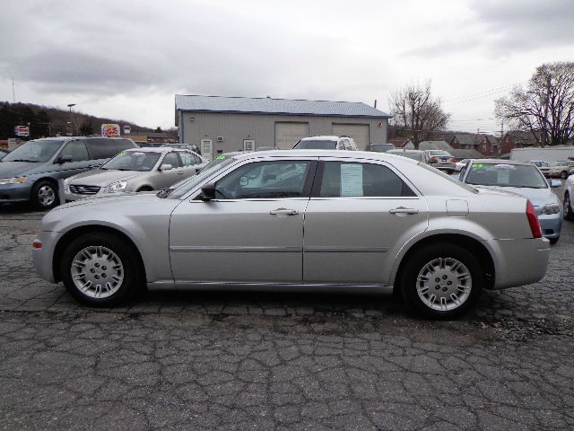 2007 Chrysler 300 Base