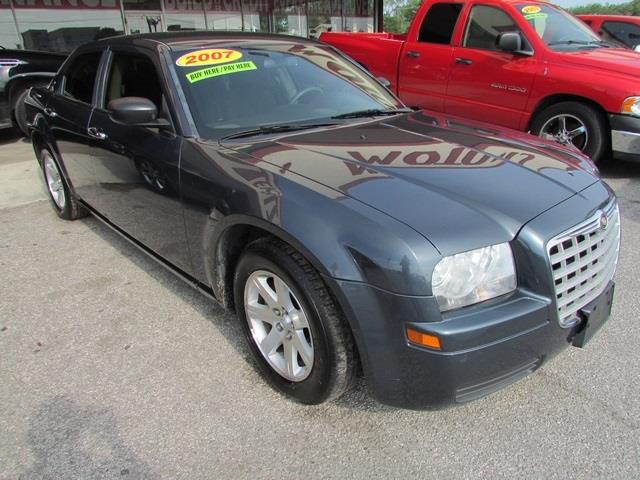 2007 Chrysler 300 Unknown