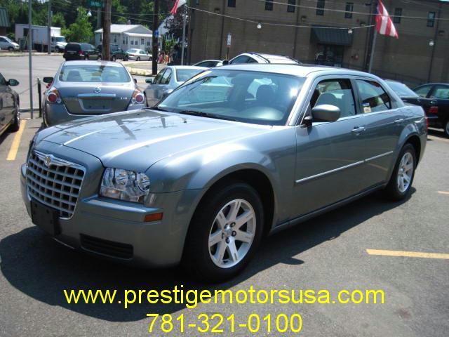 2007 Chrysler 300 Unknown