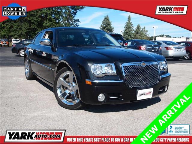 2008 Chrysler 300 2WD Supercab 133