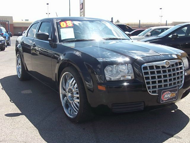 2008 Chrysler 300 Elk Conversion Van