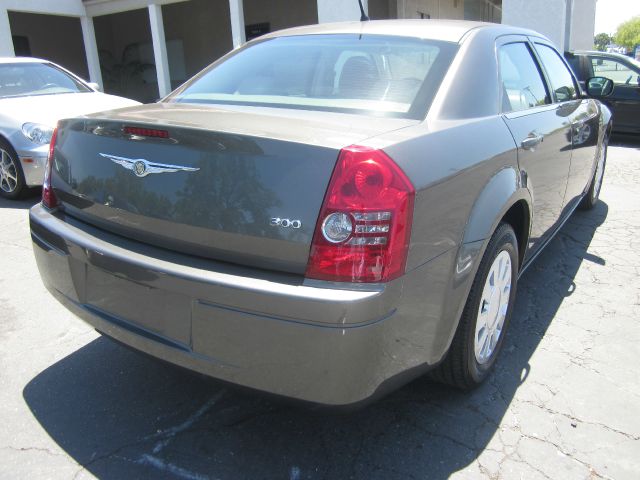 2008 Chrysler 300 Elk Conversion Van