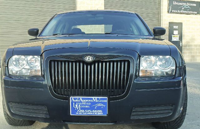 2008 Chrysler 300 Elk Conversion Van