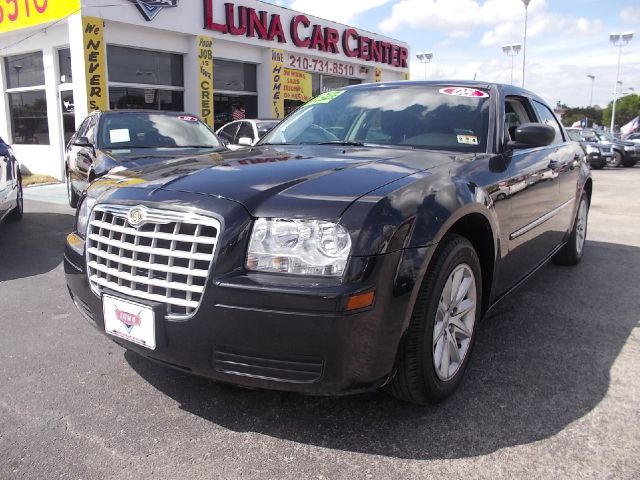 2008 Chrysler 300 Elk Conversion Van