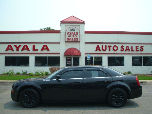 2008 Chrysler 300 Elk Conversion Van