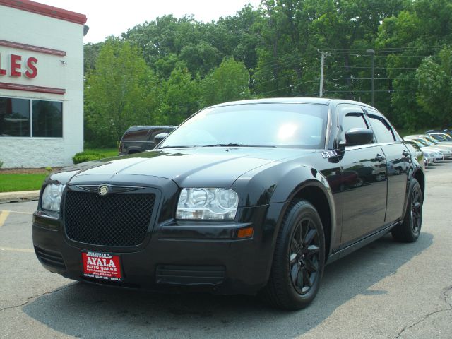 2008 Chrysler 300 Elk Conversion Van