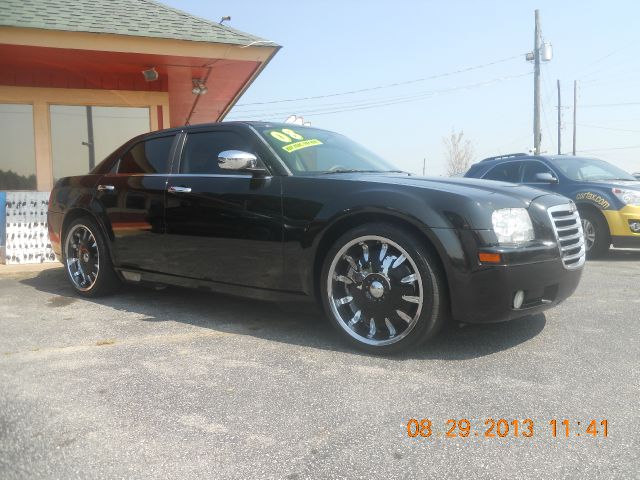 2008 Chrysler 300 Elk Conversion Van