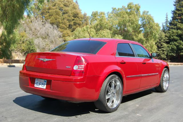 2008 Chrysler 300 Elk Conversion Van