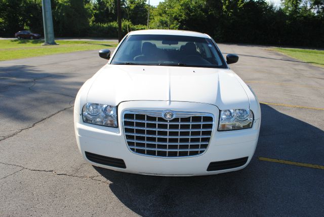 2008 Chrysler 300 Elk Conversion Van