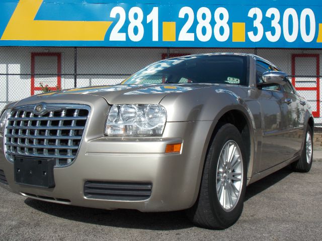 2009 Chrysler 300 Elk Conversion Van