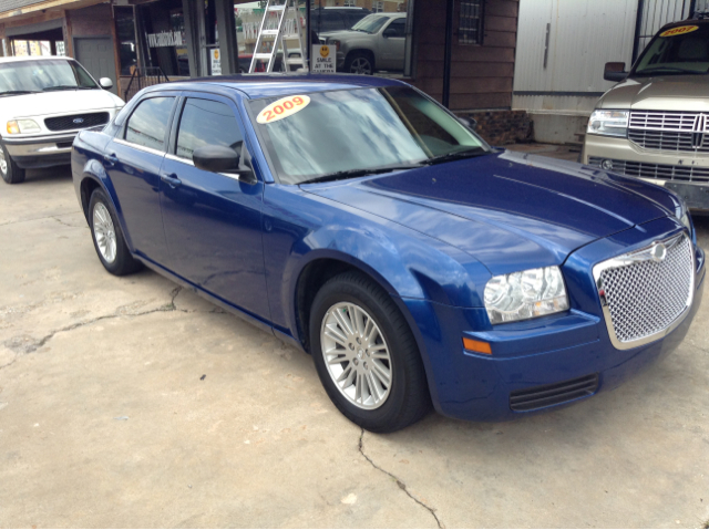 2009 Chrysler 300 Unknown