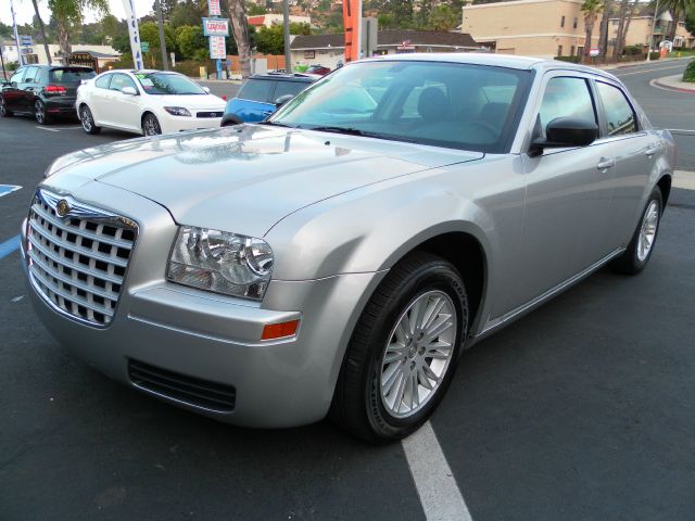 2009 Chrysler 300 Elk Conversion Van