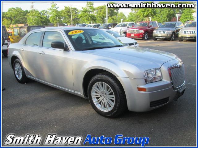 2009 Chrysler 300 1500 SL 4WD