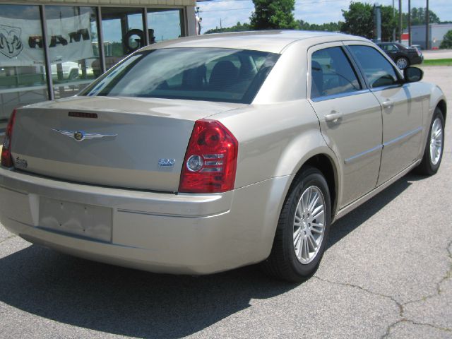 2009 Chrysler 300 Elk Conversion Van