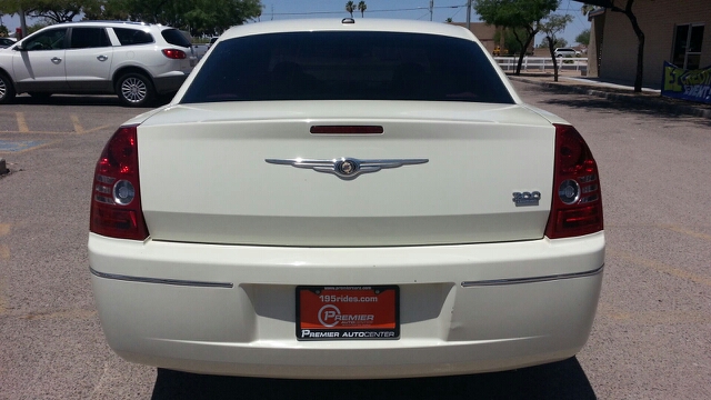 2010 Chrysler 300 3.5