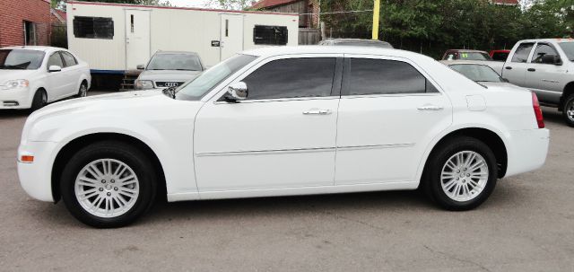 2010 Chrysler 300 3.5