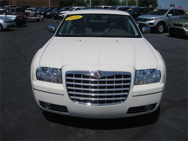 2010 Chrysler 300 Double AUTO (SE)