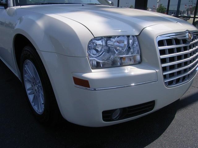 2010 Chrysler 300 3.5