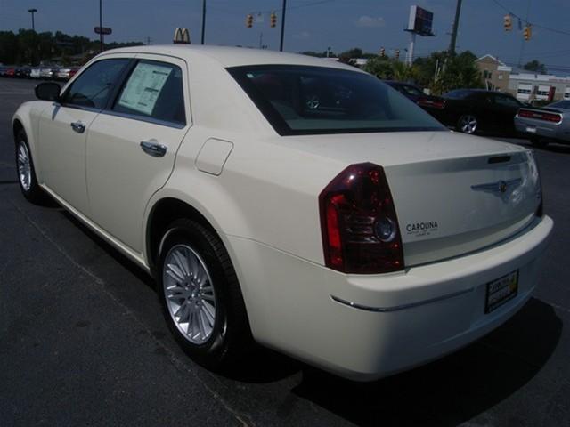 2010 Chrysler 300 3.5