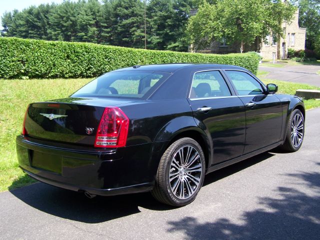 2010 Chrysler 300 SXT Sport Sedan