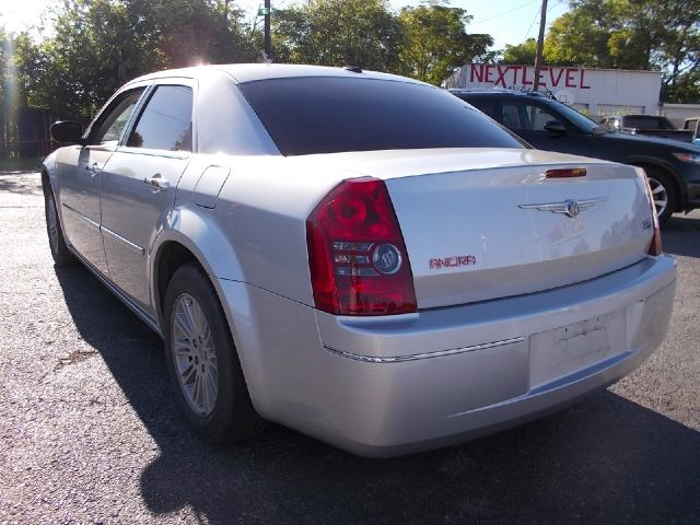 2010 Chrysler 300 3.5