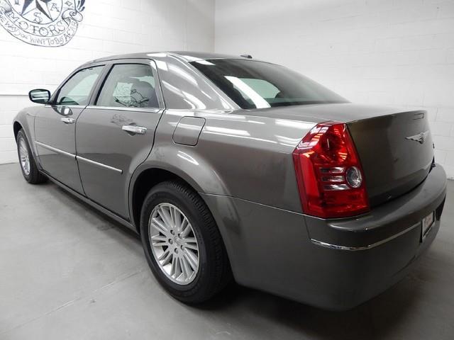 2010 Chrysler 300 3.5