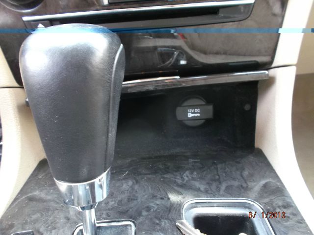 2011 Chrysler 300 Base