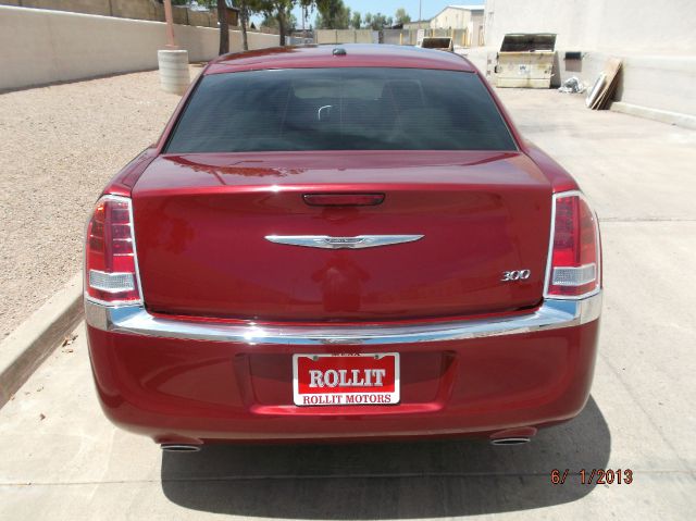 2011 Chrysler 300 Base